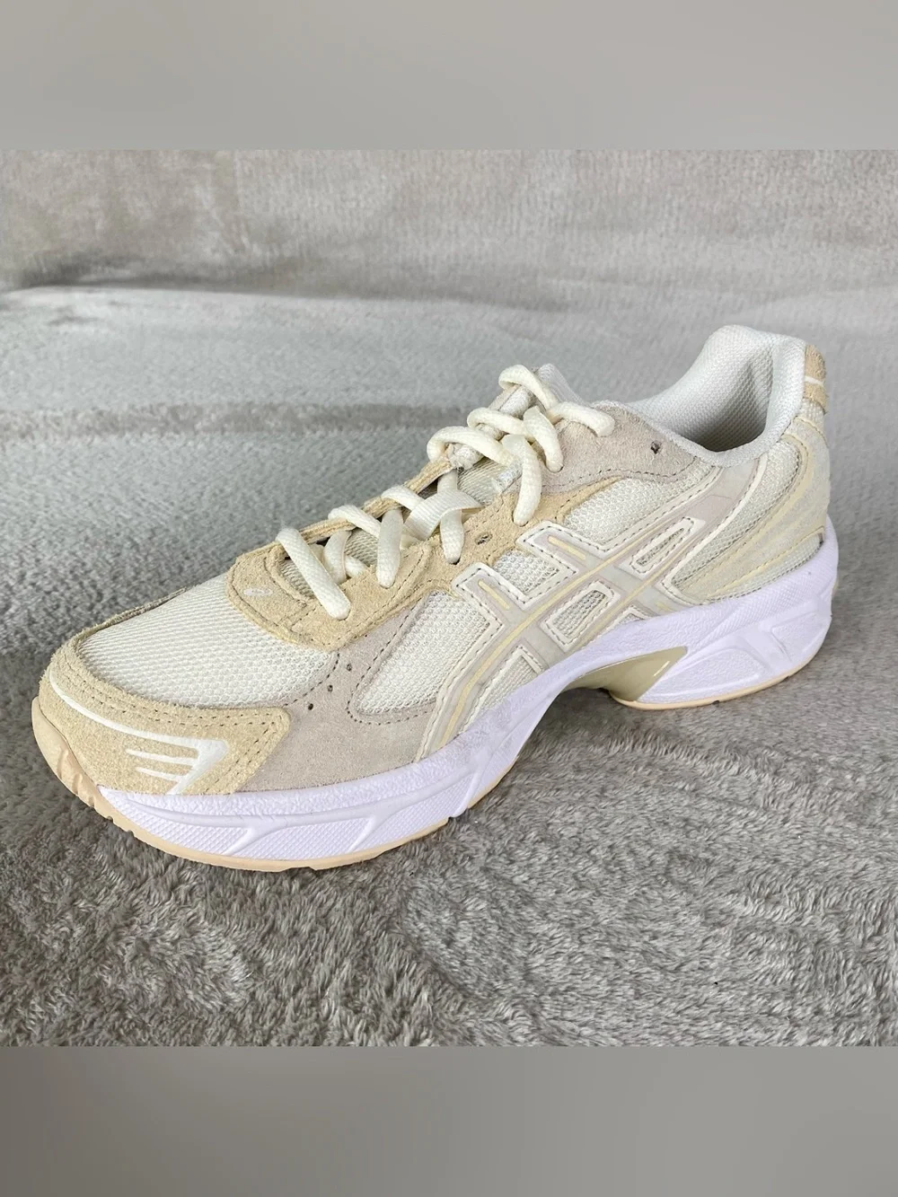 Asics Gel-1130 11202A517 Womens Size 7‎ Cream Tan Suede Running Shoes NEW